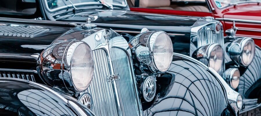 Nahaufnahme von Oldtimern